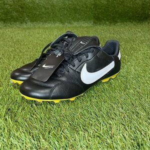 New Nike Premier 3  Soccer Cleats Men’s Size 7 Women’s Size 8.5 AT5889-005